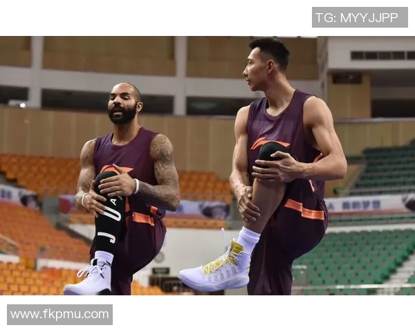 任骏飞领衔球队奋战新赛季展现无限潜力与拼搏精神的篮球之路